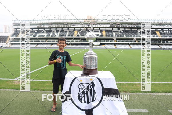 Achetez vos photos de l'vnementTour Vila Belmiro - 01 de Dezembro      sur Fotop