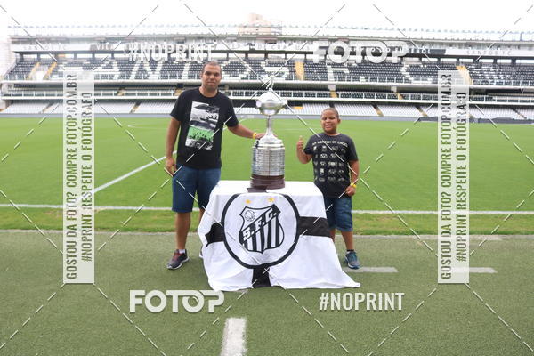 Achetez vos photos de l'vnementTour Vila Belmiro - 01 de Dezembro      sur Fotop