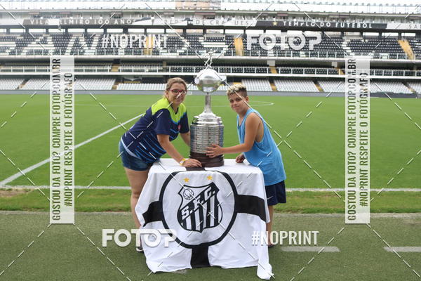 Achetez vos photos de l'vnementTour Vila Belmiro - 01 de Dezembro      sur Fotop