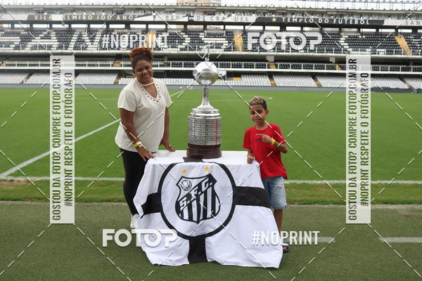 Achetez vos photos de l'vnementTour Vila Belmiro - 01 de Dezembro      sur Fotop