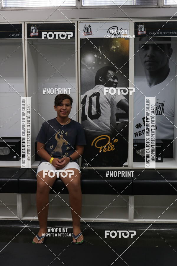 Achetez vos photos de l'vnementTour Vila Belmiro - 01 de Dezembro      sur Fotop