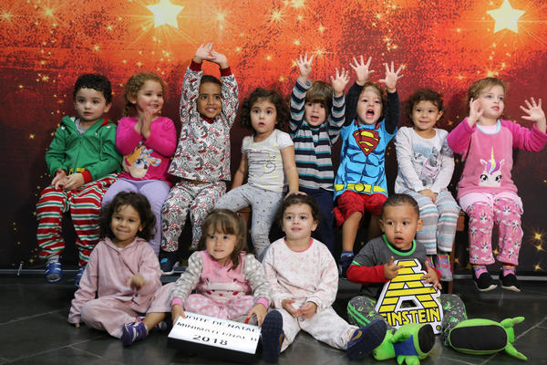 Buy your photos of the eventNoite de Natal Ed.  Infantil e Fundamental I on Fotop