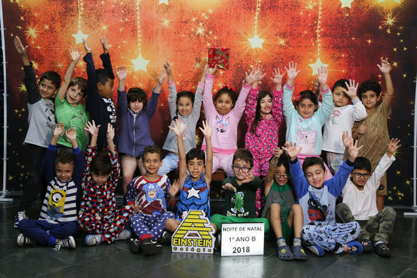 Buy your photos of the eventNoite de Natal Ed.  Infantil e Fundamental I on Fotop