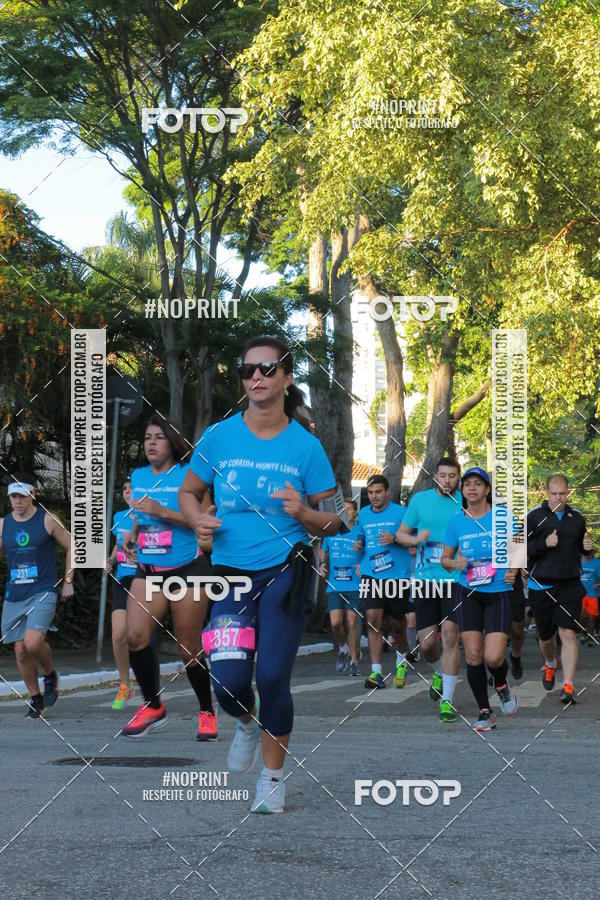Buy your photos of the event36 Corrida Monte Lbano 2018 on Fotop
