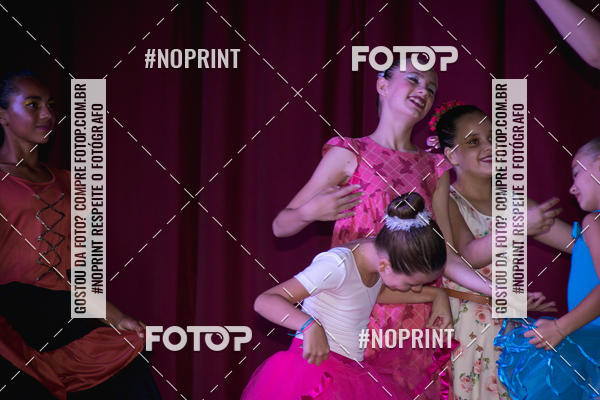 Buy your photos of the eventEspetculo de Ballet O Quebra Nozes - Cine Opera Porto Uniao on Fotop