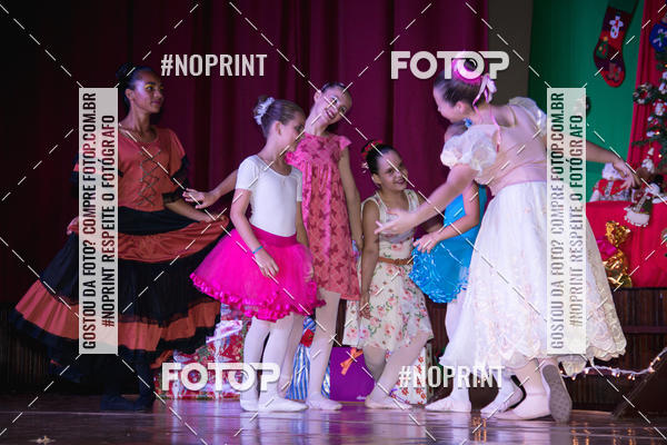 Buy your photos of the eventEspetculo de Ballet O Quebra Nozes - Cine Opera Porto Uniao on Fotop