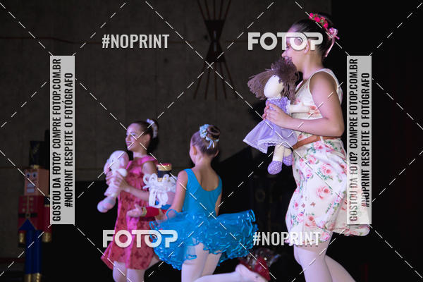 Buy your photos of the eventEspetculo de Ballet O Quebra Nozes - Cine Opera Porto Uniao on Fotop