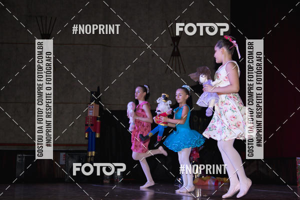 Buy your photos of the eventEspetculo de Ballet O Quebra Nozes - Cine Opera Porto Uniao on Fotop