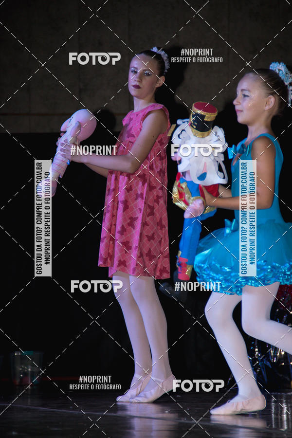 Buy your photos of the eventEspetculo de Ballet O Quebra Nozes - Cine Opera Porto Uniao on Fotop