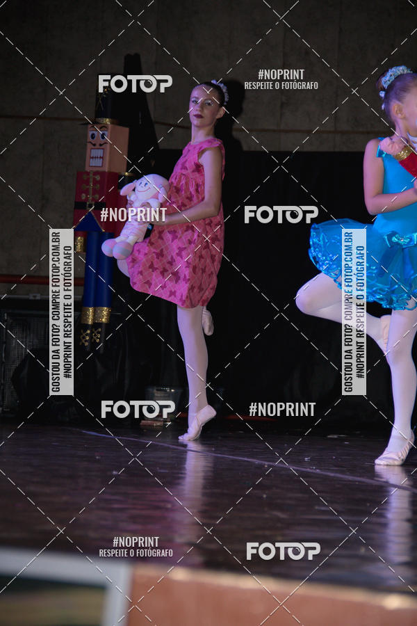 Buy your photos of the eventEspetculo de Ballet O Quebra Nozes - Cine Opera Porto Uniao on Fotop