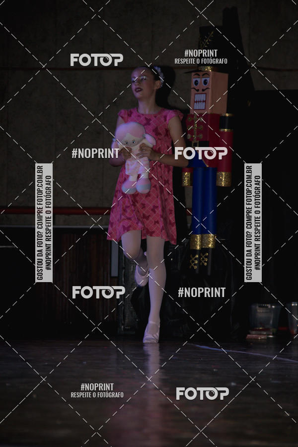Buy your photos of the eventEspetculo de Ballet O Quebra Nozes - Cine Opera Porto Uniao on Fotop