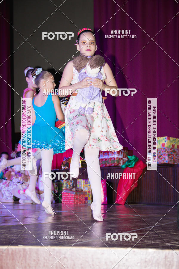 Buy your photos of the eventEspetculo de Ballet O Quebra Nozes - Cine Opera Porto Uniao on Fotop