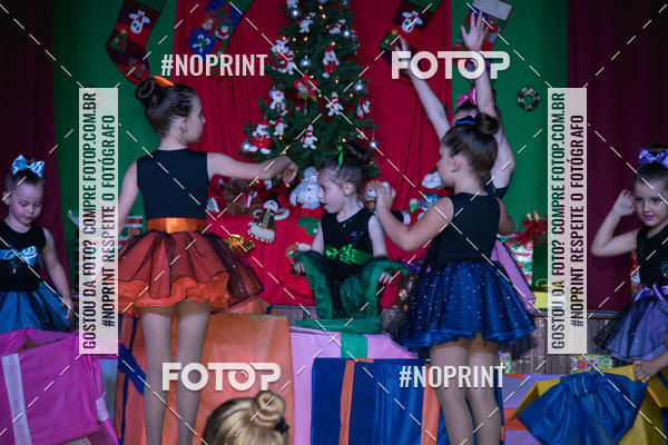 Buy your photos of the eventEspetculo de Ballet O Quebra Nozes - Cine Opera Porto Uniao on Fotop