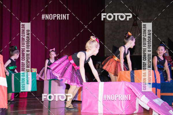 Buy your photos of the eventEspetculo de Ballet O Quebra Nozes - Cine Opera Porto Uniao on Fotop