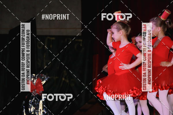 Buy your photos of the eventEspetculo de Ballet O Quebra Nozes - Cine Opera Porto Uniao on Fotop