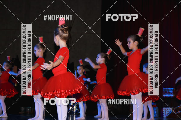 Buy your photos of the eventEspetculo de Ballet O Quebra Nozes - Cine Opera Porto Uniao on Fotop