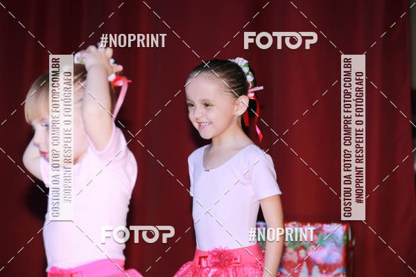 Buy your photos of the eventEspetculo de Ballet O Quebra Nozes - Cine Opera Porto Uniao on Fotop