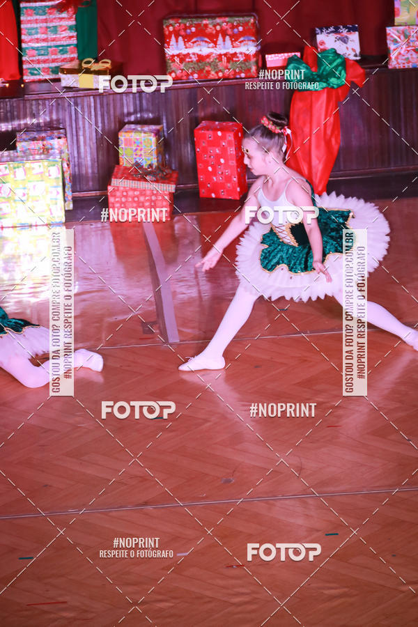 Buy your photos of the eventEspetculo de Ballet O Quebra Nozes - Cine Opera Porto Uniao on Fotop