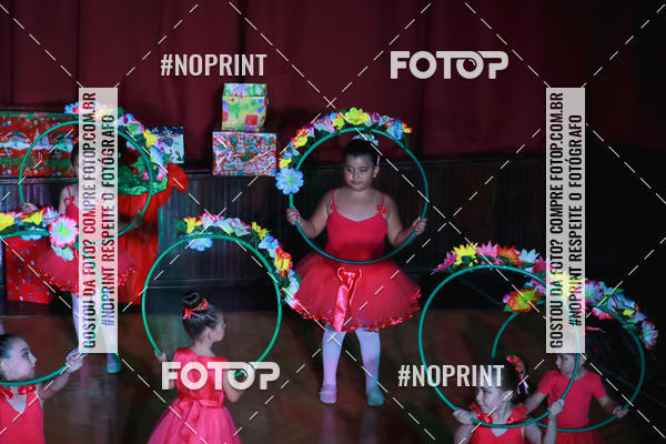 Buy your photos of the eventEspetculo de Ballet O Quebra Nozes - Cine Opera Porto Uniao on Fotop