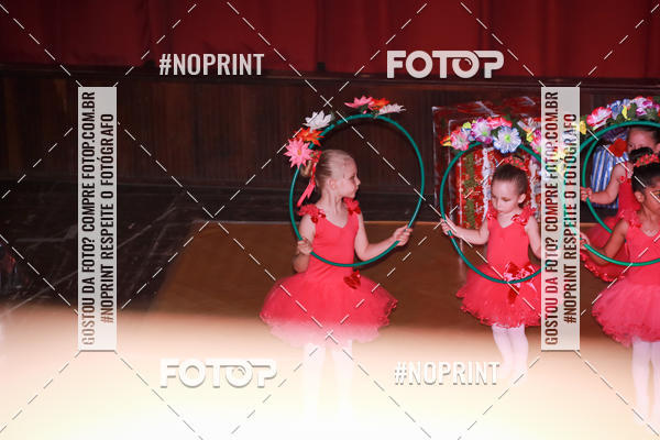 Buy your photos of the eventEspetculo de Ballet O Quebra Nozes - Cine Opera Porto Uniao on Fotop