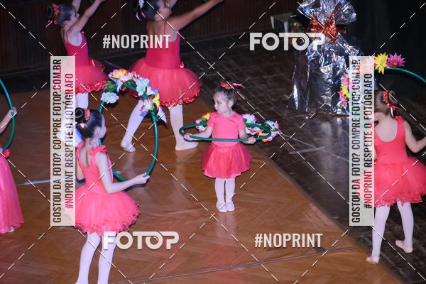 Buy your photos of the eventEspetculo de Ballet O Quebra Nozes - Cine Opera Porto Uniao on Fotop