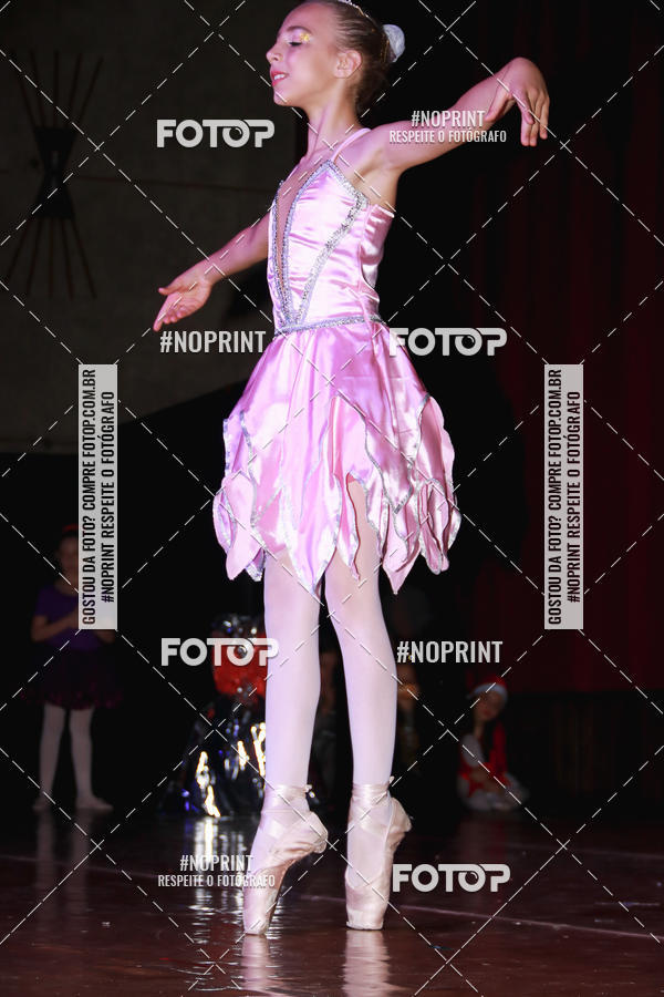 Buy your photos of the eventEspetculo de Ballet O Quebra Nozes - Cine Opera Porto Uniao on Fotop