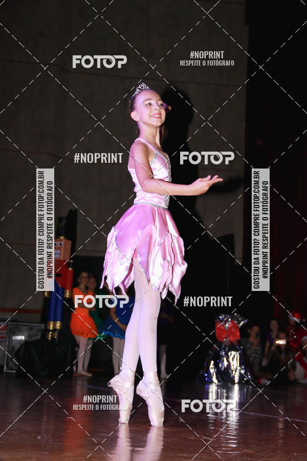 Buy your photos of the eventEspetculo de Ballet O Quebra Nozes - Cine Opera Porto Uniao on Fotop