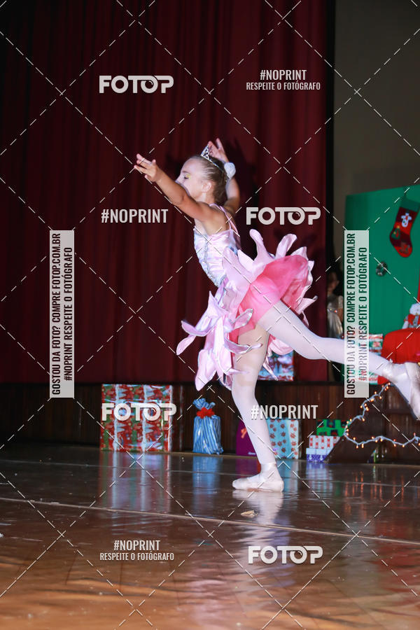 Buy your photos of the eventEspetculo de Ballet O Quebra Nozes - Cine Opera Porto Uniao on Fotop