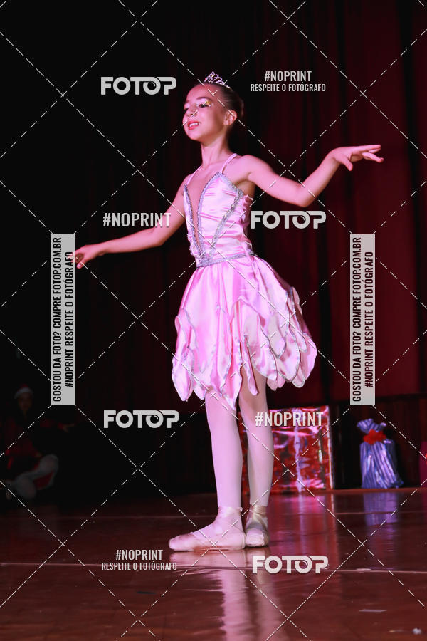 Buy your photos of the eventEspetculo de Ballet O Quebra Nozes - Cine Opera Porto Uniao on Fotop