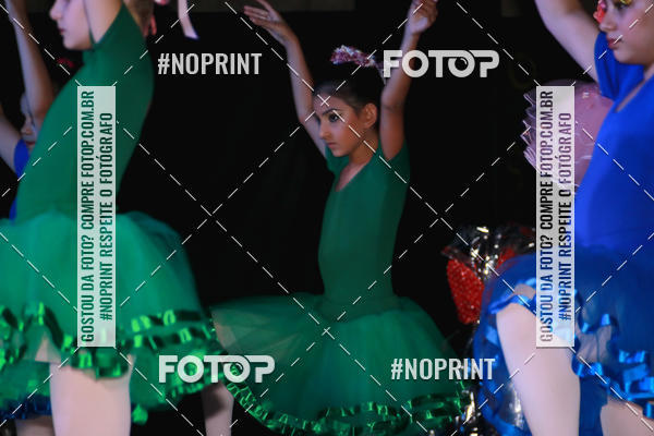 Buy your photos of the eventEspetculo de Ballet O Quebra Nozes - Cine Opera Porto Uniao on Fotop