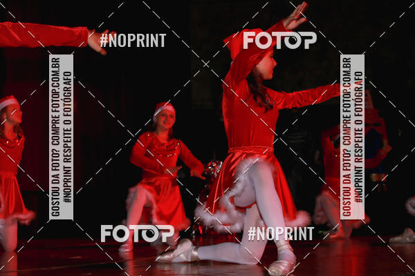 Buy your photos of the eventEspetculo de Ballet O Quebra Nozes - Cine Opera Porto Uniao on Fotop