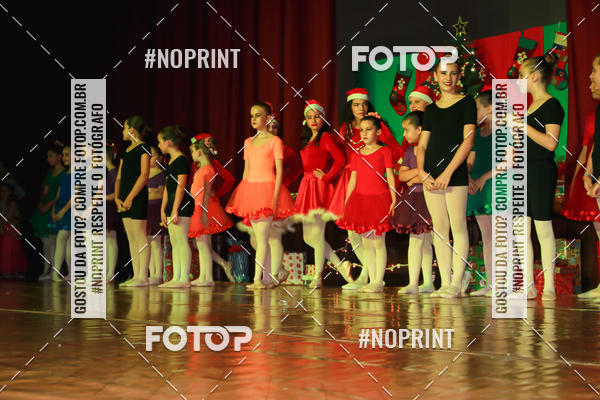 Buy your photos of the eventEspetculo de Ballet O Quebra Nozes - Cine Opera Porto Uniao on Fotop