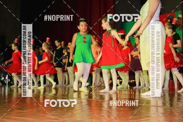 Buy your photos of the eventEspetculo de Ballet O Quebra Nozes - Cine Opera Porto Uniao on Fotop