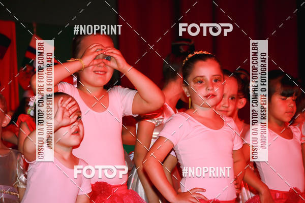 Buy your photos of the eventEspetculo de Ballet O Quebra Nozes - Cine Opera Porto Uniao on Fotop