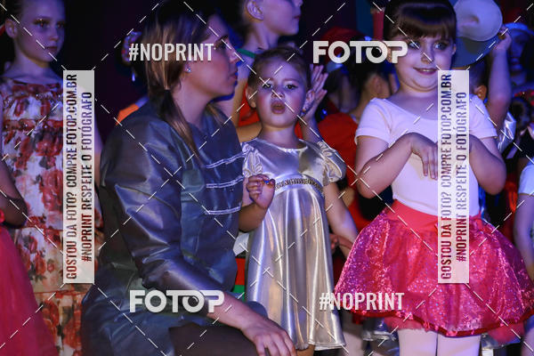 Buy your photos of the eventEspetculo de Ballet O Quebra Nozes - Cine Opera Porto Uniao on Fotop