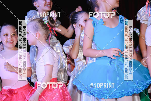 Buy your photos of the eventEspetculo de Ballet O Quebra Nozes - Cine Opera Porto Uniao on Fotop