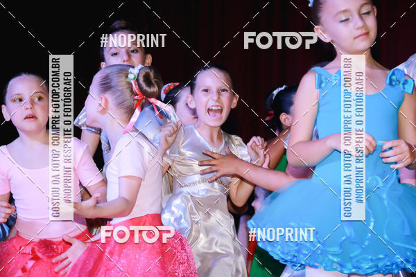 Buy your photos of the eventEspetculo de Ballet O Quebra Nozes - Cine Opera Porto Uniao on Fotop