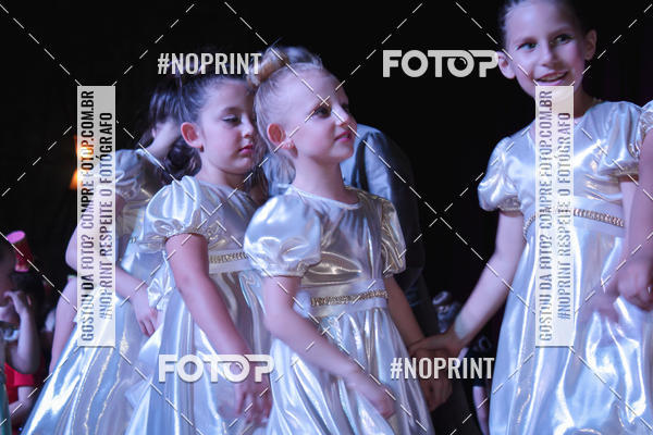 Buy your photos of the eventEspetculo de Ballet O Quebra Nozes - Cine Opera Porto Uniao on Fotop