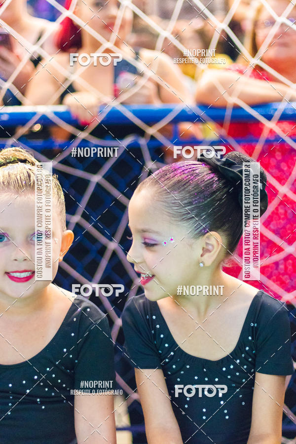 Buy your photos of the eventFESTIVAL DE GINASTICA - HORTOLNDIA   on Fotop
