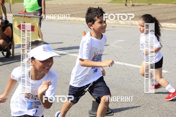 Buy your photos of the eventLaLaLa Night Run e LaLaLa Kids Run on Fotop