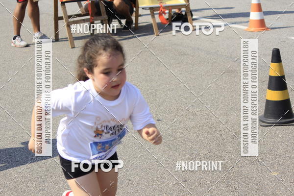 Buy your photos of the eventLaLaLa Night Run e LaLaLa Kids Run on Fotop