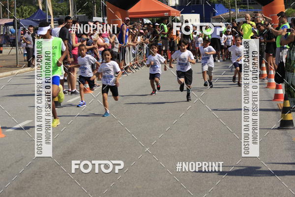 Buy your photos of the eventLaLaLa Night Run e LaLaLa Kids Run on Fotop