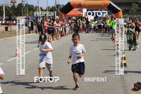 Buy your photos of the eventLaLaLa Night Run e LaLaLa Kids Run on Fotop