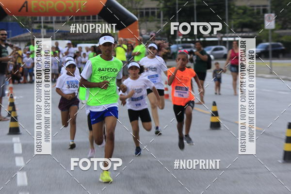 Buy your photos of the eventLaLaLa Night Run e LaLaLa Kids Run on Fotop
