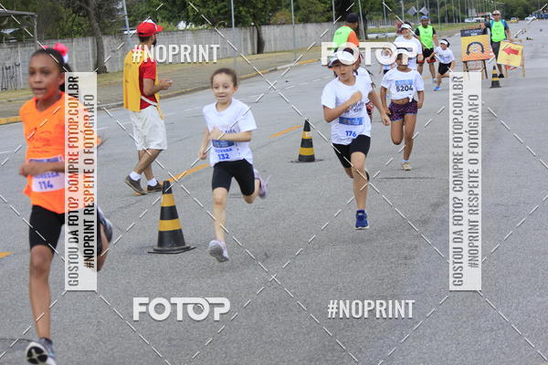 Buy your photos of the eventLaLaLa Night Run e LaLaLa Kids Run on Fotop
