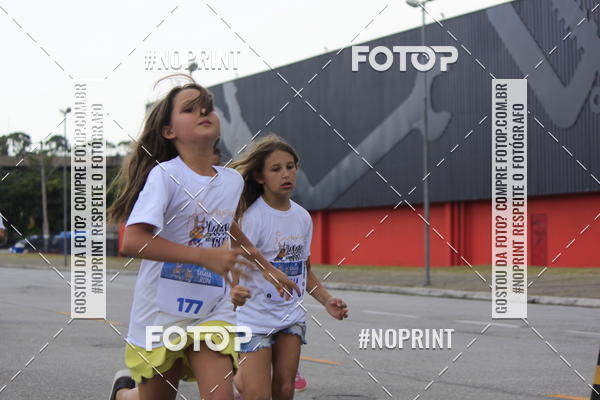 Buy your photos of the eventLaLaLa Night Run e LaLaLa Kids Run on Fotop