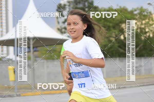 Buy your photos of the eventLaLaLa Night Run e LaLaLa Kids Run on Fotop
