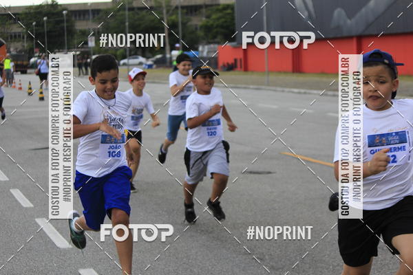 Buy your photos of the eventLaLaLa Night Run e LaLaLa Kids Run on Fotop