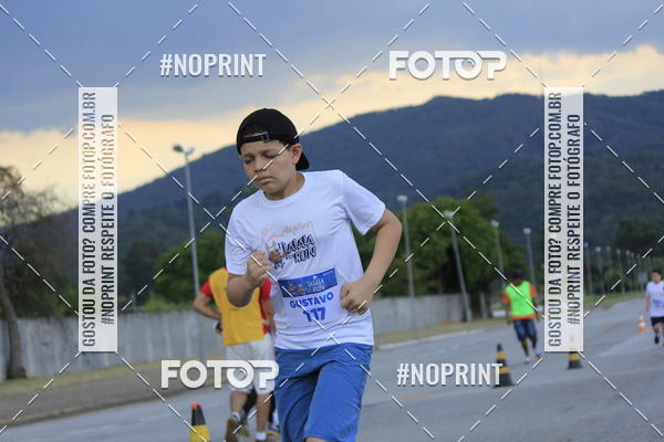 Buy your photos of the eventLaLaLa Night Run e LaLaLa Kids Run on Fotop