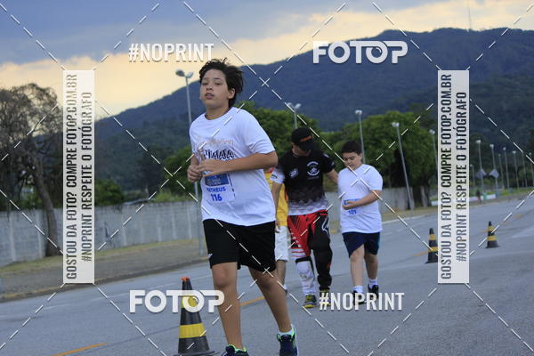 Buy your photos of the eventLaLaLa Night Run e LaLaLa Kids Run on Fotop